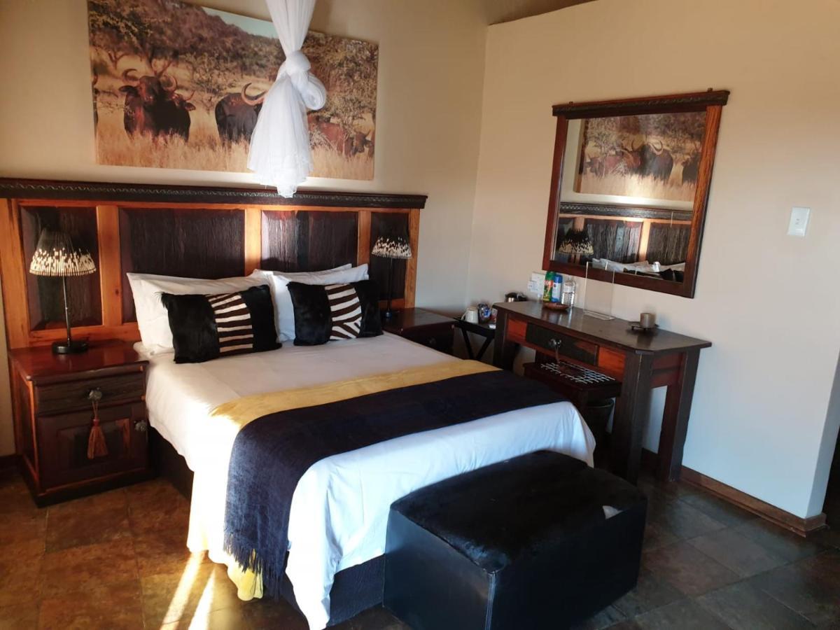 Wag N Bietjie Bush Lodge Heuningneskloof Bagian luar foto