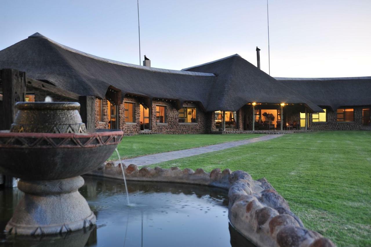Wag N Bietjie Bush Lodge Heuningneskloof Bagian luar foto